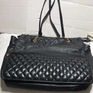 Brio! Leather shoulder bag. Like New!